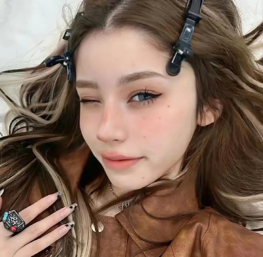 萌眼杀手